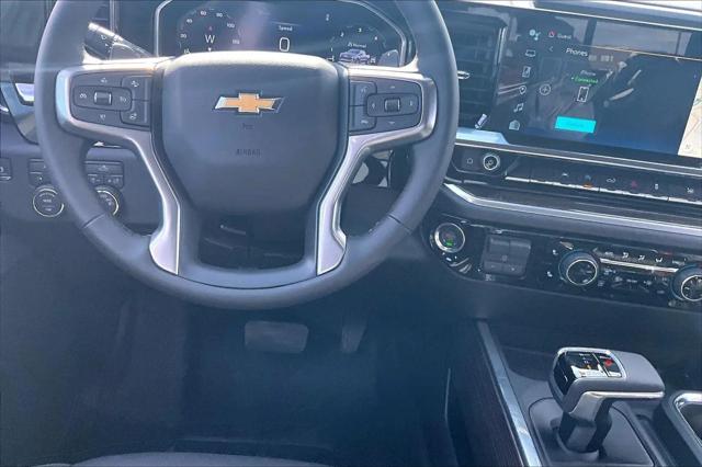 2026 Chevrolet Silverado 1500 4WD Crew Cab Standard Bed LT