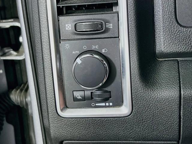 2022 Ram 1500 Classic Warlock Quad Cab 4x4 6'4" Box