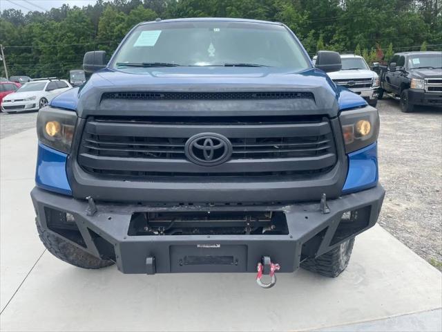 2017 Toyota Tundra SR5 5.7L V8