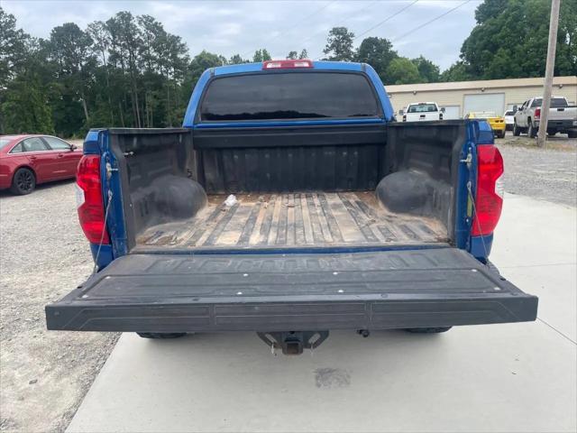 2017 Toyota Tundra SR5 5.7L V8