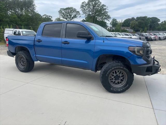 2017 Toyota Tundra SR5 5.7L V8
