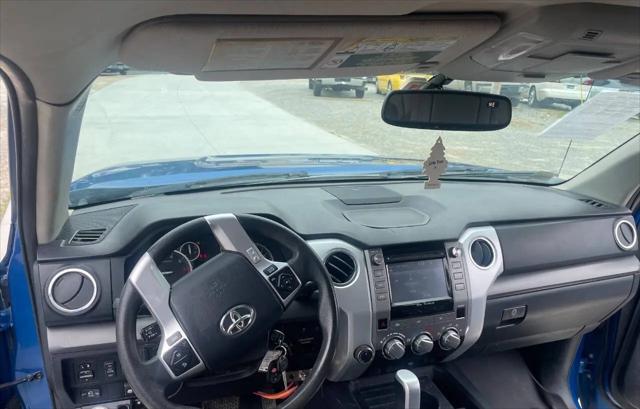 2017 Toyota Tundra SR5 5.7L V8