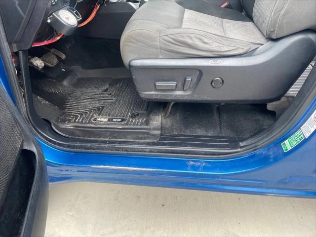 2017 Toyota Tundra SR5 5.7L V8