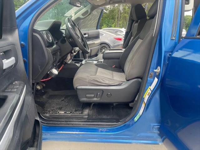 2017 Toyota Tundra SR5 5.7L V8