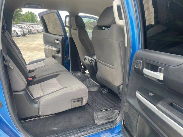 2017 Toyota Tundra SR5 5.7L V8