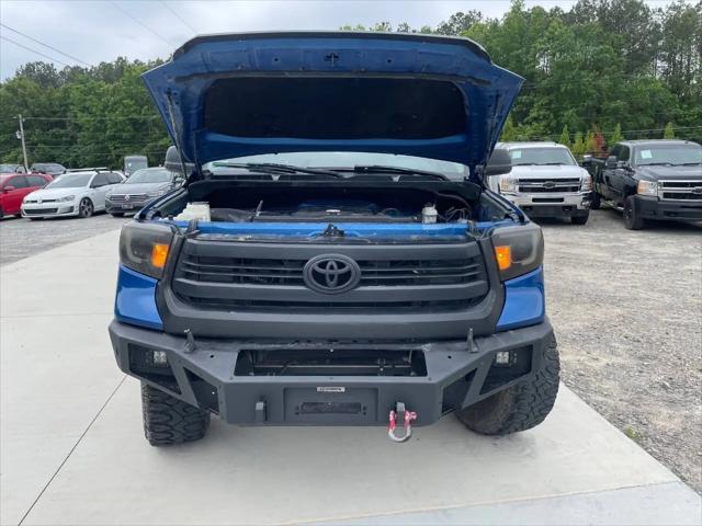 2017 Toyota Tundra SR5 5.7L V8