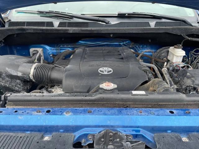 2017 Toyota Tundra SR5 5.7L V8