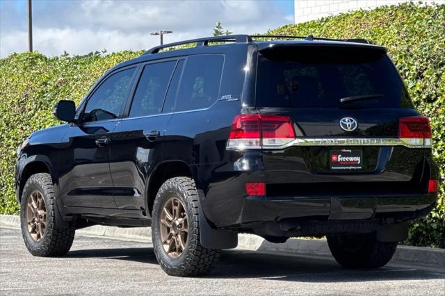 2020 Toyota Land Cruiser Heritage Edition