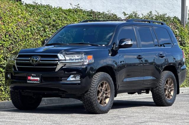 2020 Toyota Land Cruiser Heritage Edition