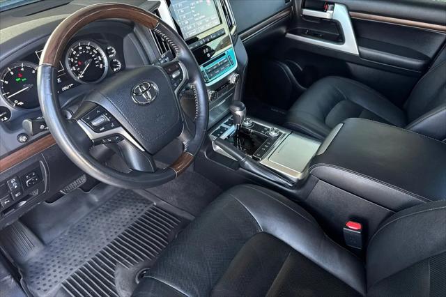 2020 Toyota Land Cruiser Heritage Edition