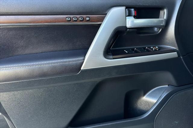 2020 Toyota Land Cruiser Heritage Edition