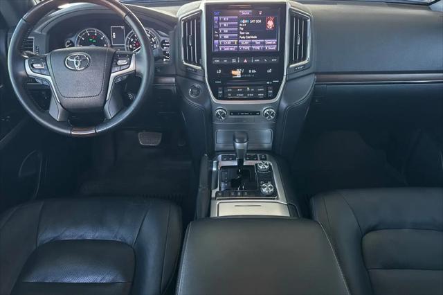 2020 Toyota Land Cruiser Heritage Edition