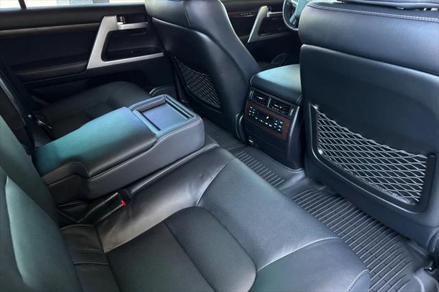 2020 Toyota Land Cruiser Heritage Edition