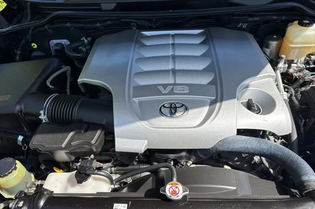 2020 Toyota Land Cruiser Heritage Edition