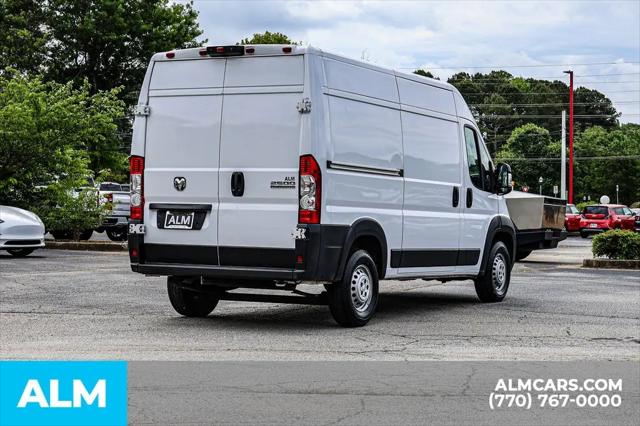 2025 Ram ProMaster 2500 Cargo Van Tradesman High Roof 136" WB w/Pass Seat