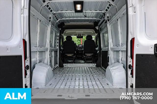 2025 Ram ProMaster 2500 Cargo Van Tradesman High Roof 136" WB w/Pass Seat