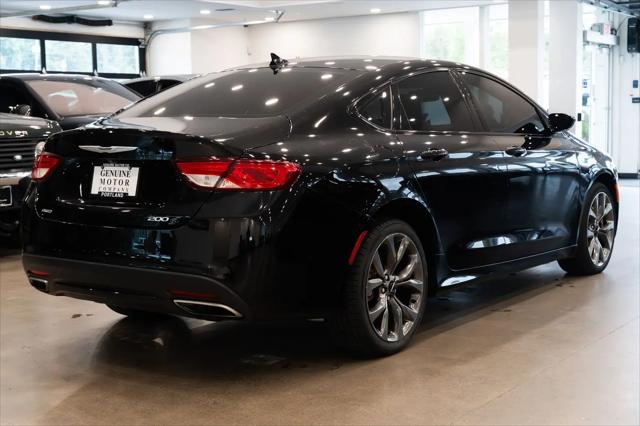 2015 Chrysler 200 S