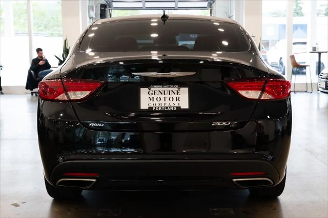 2015 Chrysler 200 S