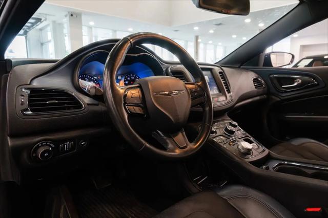 2015 Chrysler 200 S