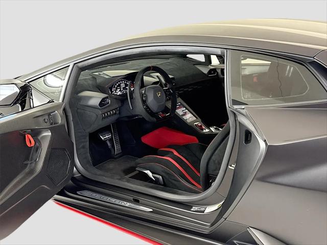 2022 Lamborghini Huracan Coupe