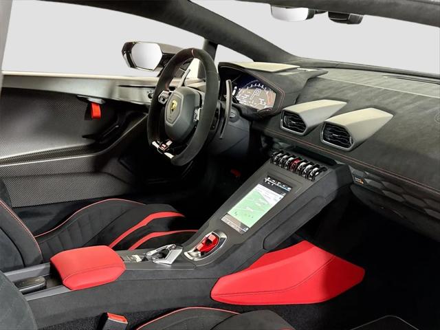 2022 Lamborghini Huracan Coupe