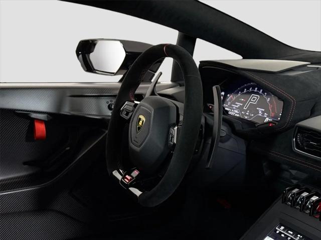 2022 Lamborghini Huracan Coupe