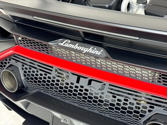 2022 Lamborghini Huracan Coupe
