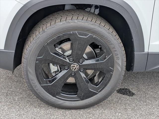 2026 Volkswagen Taos SEL