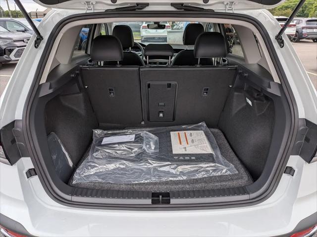 2026 Volkswagen Taos SEL