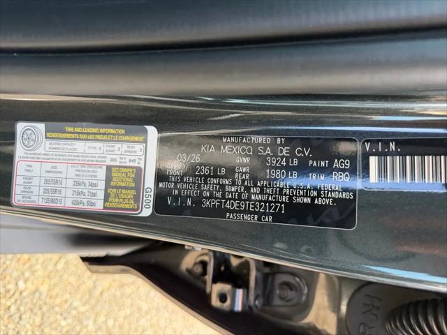 2026 Kia K4 LXS