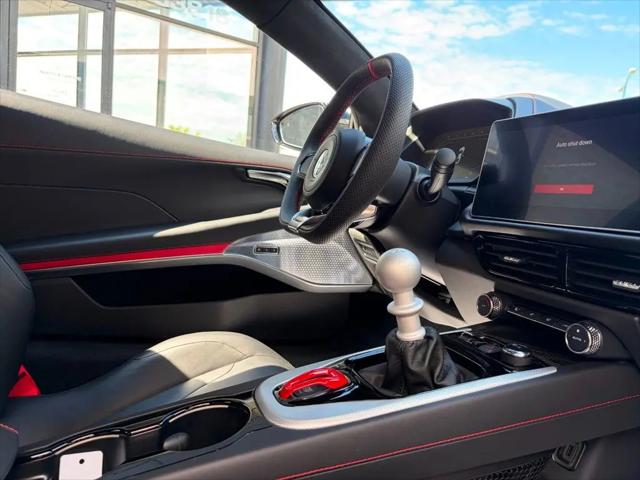 2026 Lotus Emira V6 SE