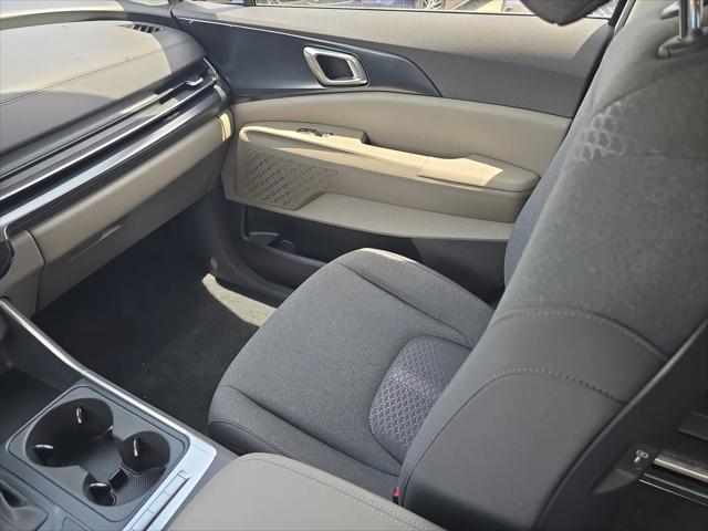 2026 Kia Carnival MPV LX
