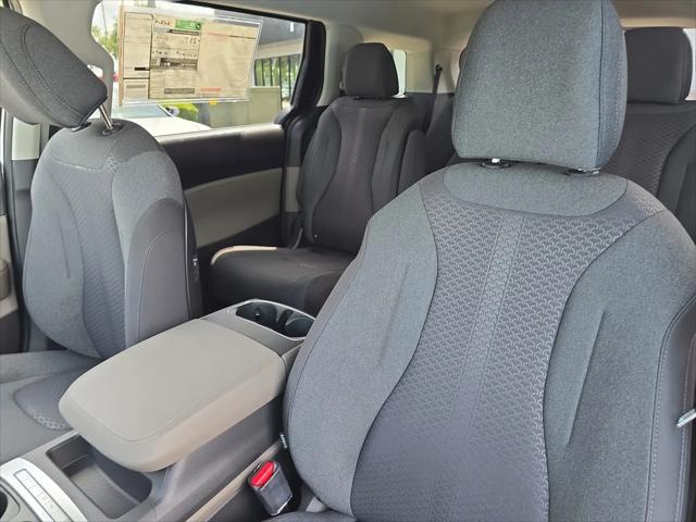 2026 Kia Carnival MPV LX
