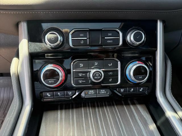 2024 GMC Yukon 4WD Denali