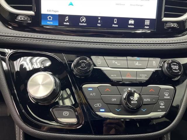 2027 Chrysler Pacifica Limited