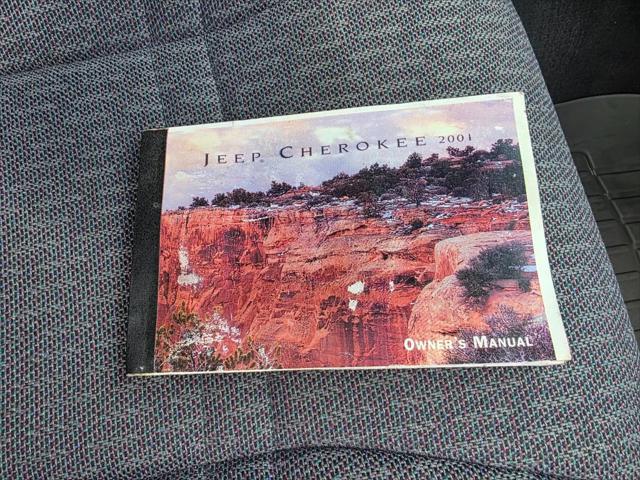 2001 Jeep Cherokee Sport