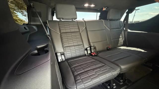 2025 Cadillac Escalade Sport Platinum