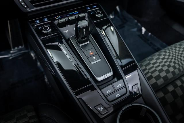 2026 Porsche 911 Carrera GTS Cabriolet