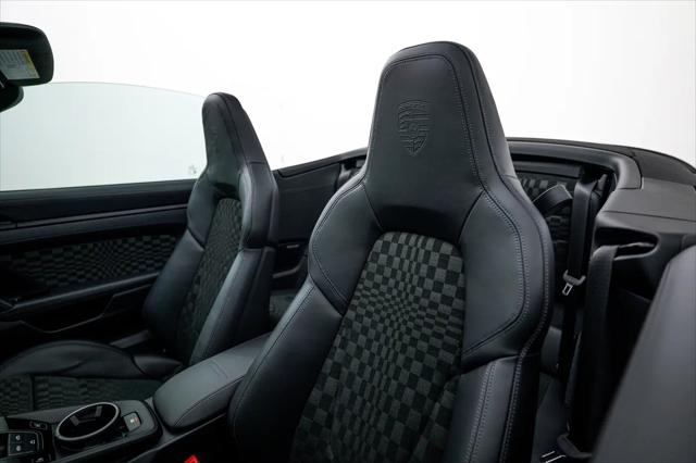 2026 Porsche 911 Carrera GTS Cabriolet