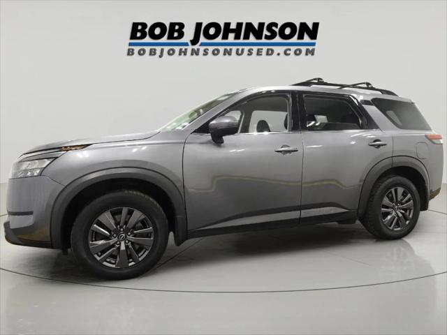 2023 Nissan Pathfinder SV 4WD
