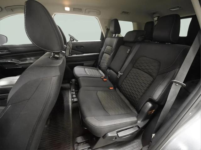 2023 Nissan Pathfinder SV 4WD