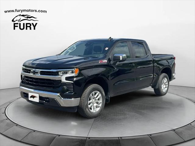 2022 Chevrolet Silverado 1500 4WD Crew Cab Standard Bed LT
