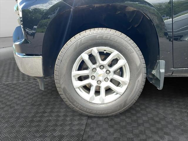 2022 Chevrolet Silverado 1500 4WD Crew Cab Standard Bed LT