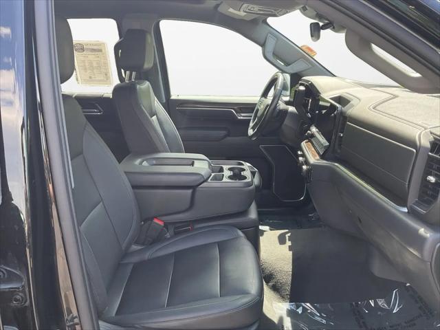 2022 Chevrolet Silverado 1500 4WD Crew Cab Standard Bed LT