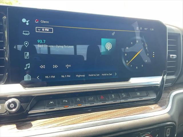 2022 Chevrolet Silverado 1500 4WD Crew Cab Standard Bed LT
