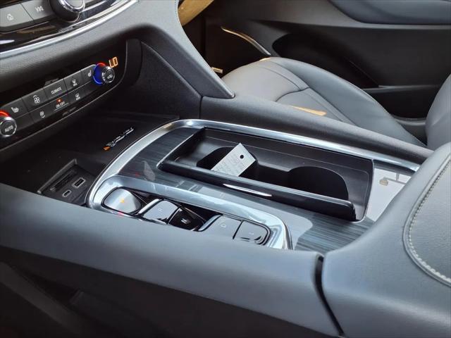 2023 Buick Enclave Essence AWD