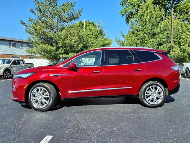 2023 Buick Enclave Essence AWD