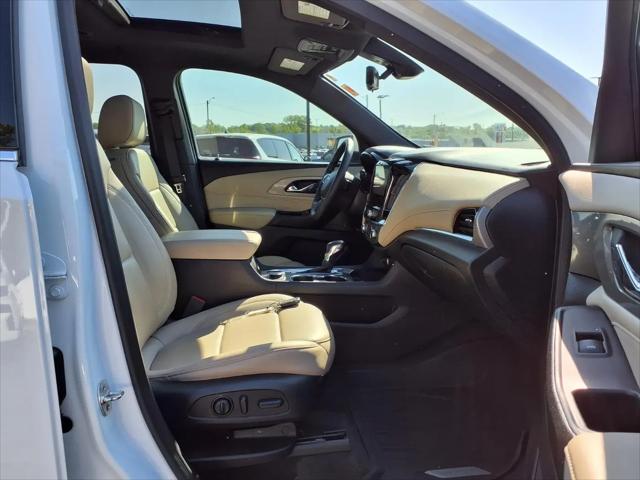 2023 Chevrolet Traverse FWD LT Leather