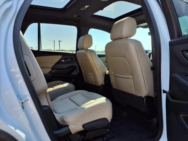 2023 Chevrolet Traverse FWD LT Leather