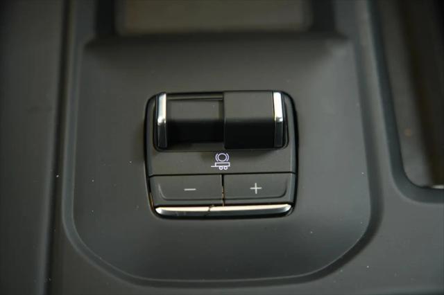 2026 GMC Sierra 2500HD Crew Cab, Standard Bed, AT4X, 4WD
